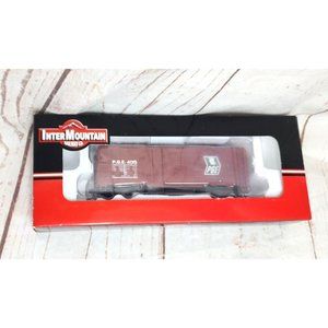 Inter Mountain Railway Co. HO Scale Modified AAR 40’ Boxcar PGE Car Model Train
